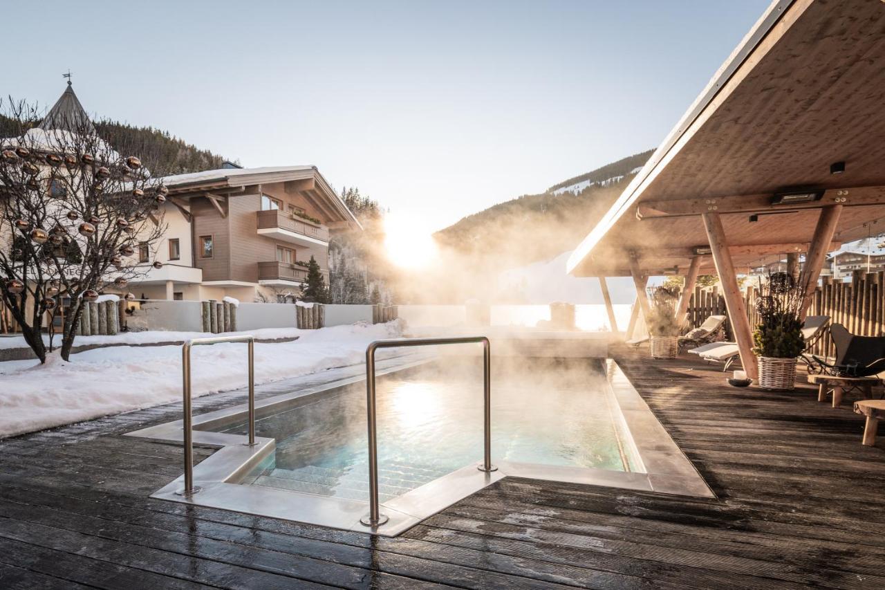 Hotel Sonnegg Saalbach-Hinterglemm Exterior photo