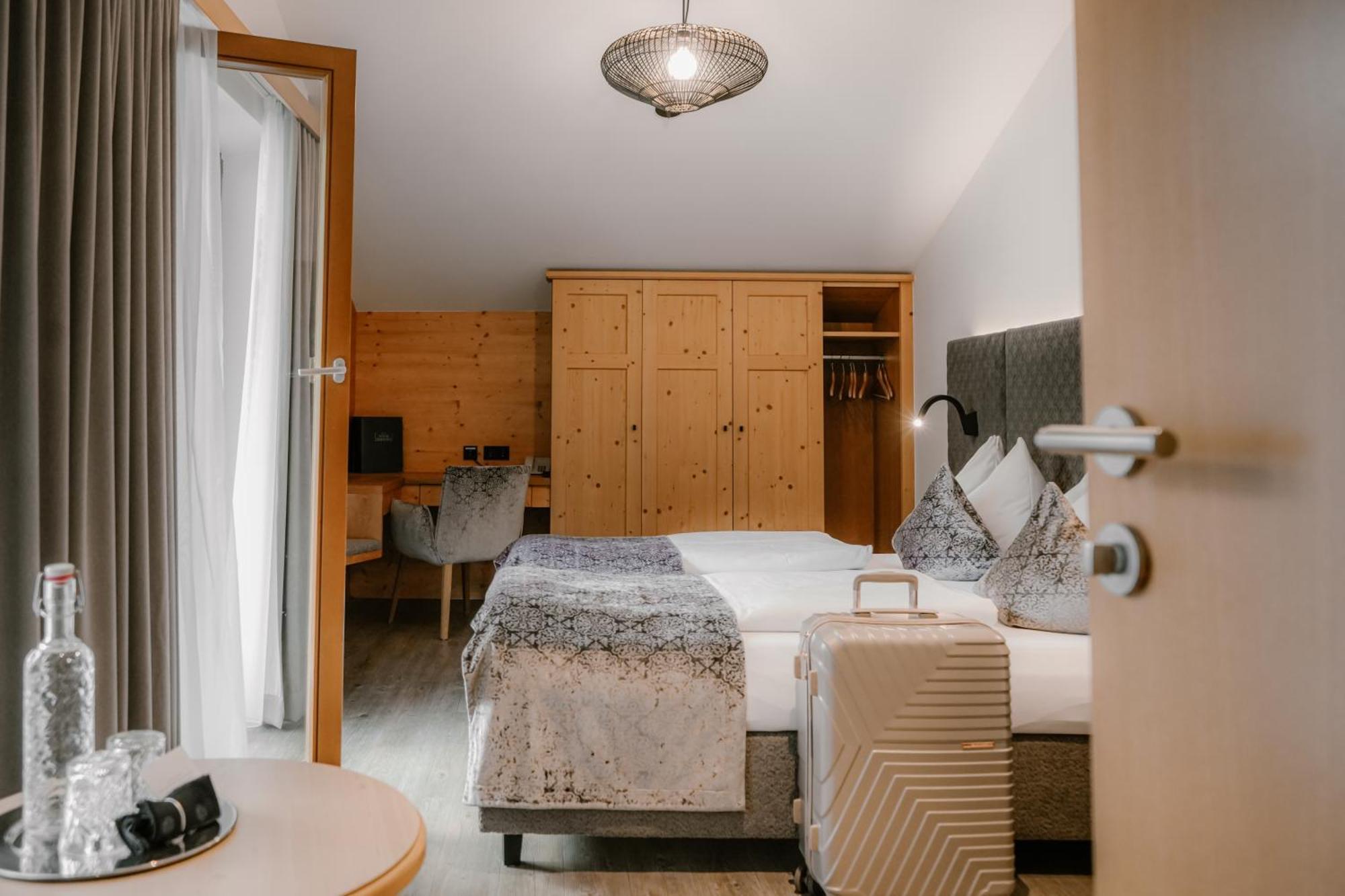 Hotel Sonnegg Saalbach-Hinterglemm Exterior photo